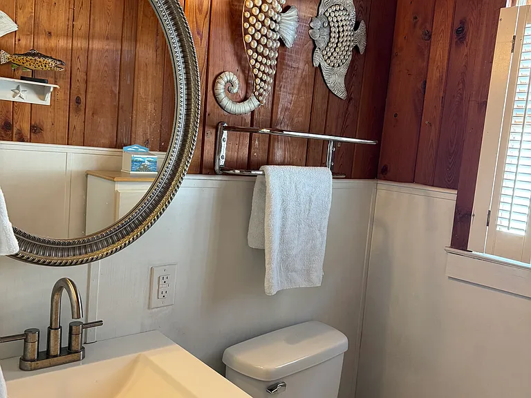 3624 W Beach Dr — Photo 13
