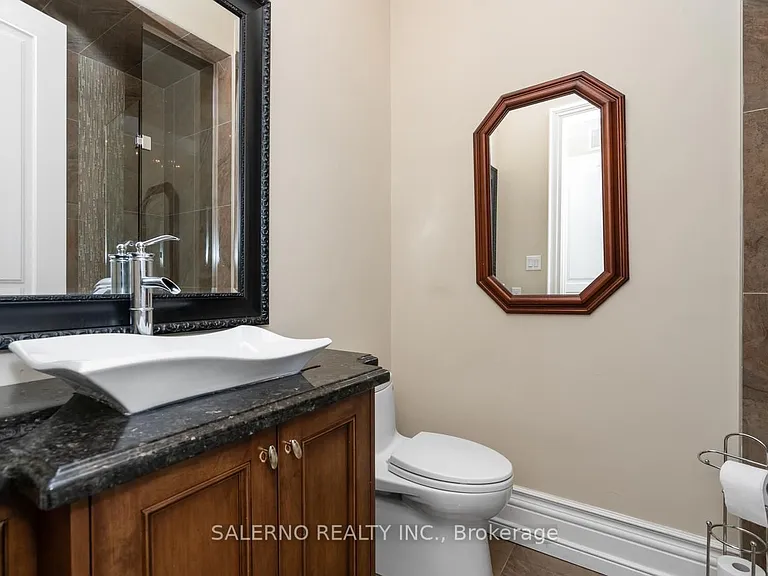 71 Grand Vellore Cres — Photo 27