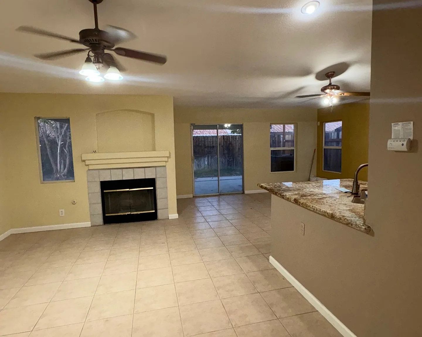 5 bed, 2056 sqft, $3,490 — Photo 3