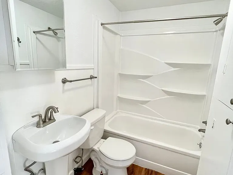 1106 Gulfview Ln — Photo 8