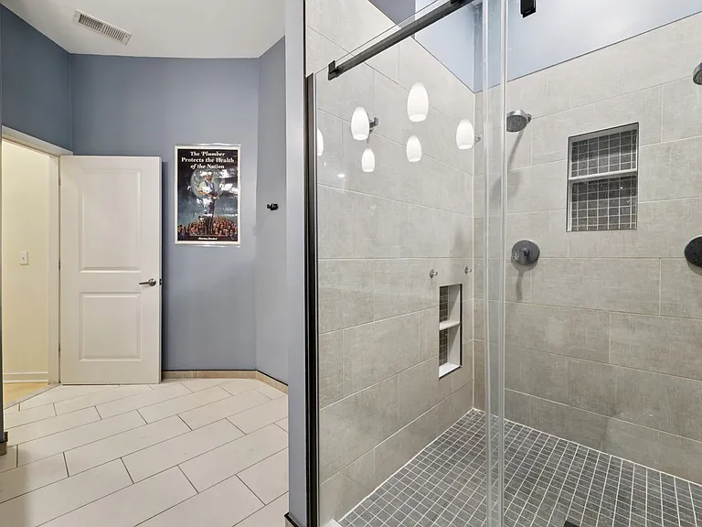 1209 N Charles St #312 — Photo 16