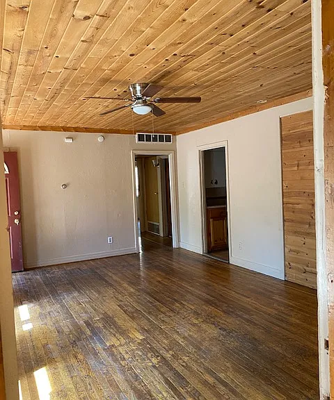 507 W Tucson Ave — Photo 2