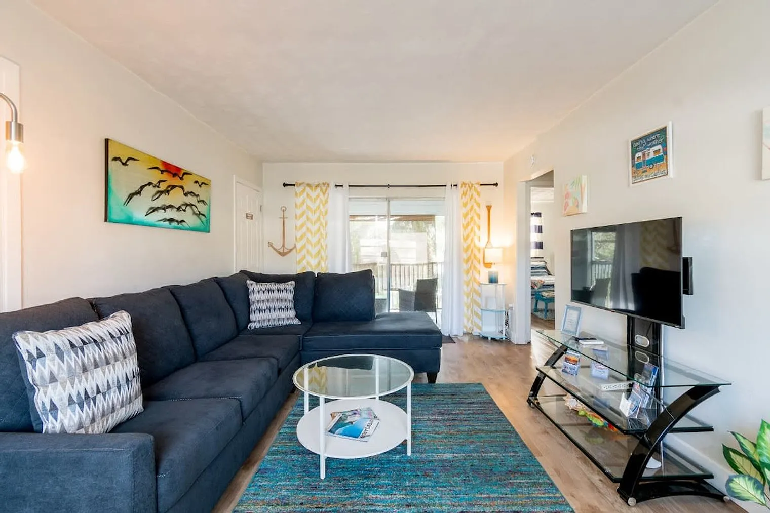 1 bed, 1.0 bath, 742 sqft, $2,388 — Photo 1