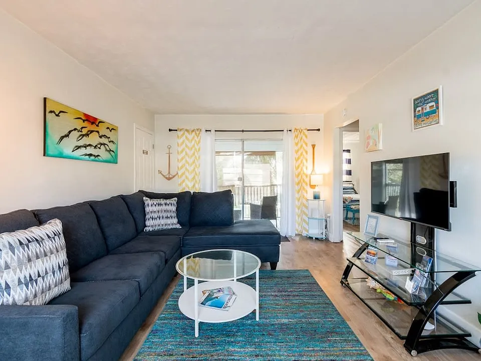 141 California Ave #2-ID1044321P