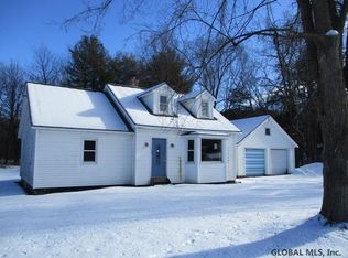882 Middleline Rd, Ballston Spa, NY 12020