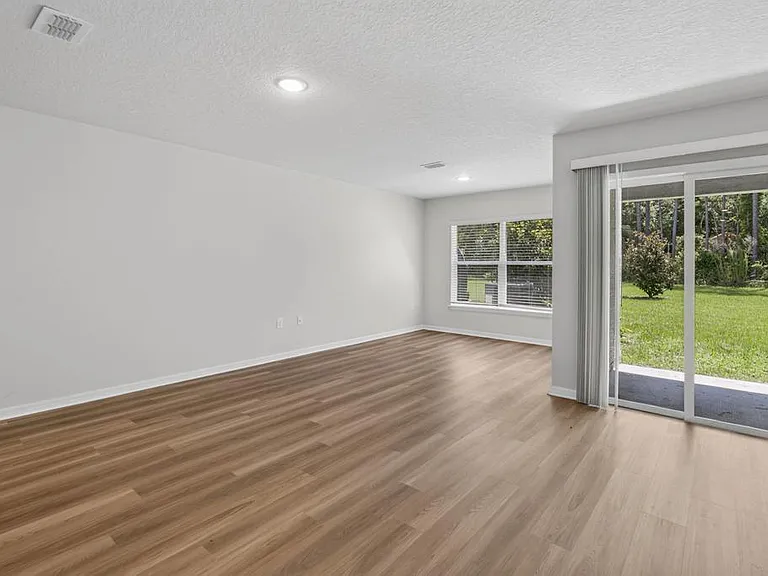 129 Wellwood Ln — Photo 11