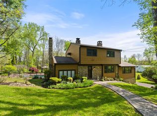 241 Chapel Hill Rd, Lloyd, NY 12528