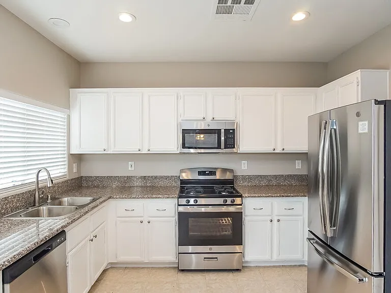 7392 S Garnet Creek St — Photo 9
