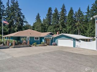 3240 Locker Rd SE, Pt Orchard, WA 98366