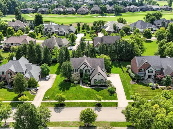 884 River Forest Dr, Maineville, OH 45039