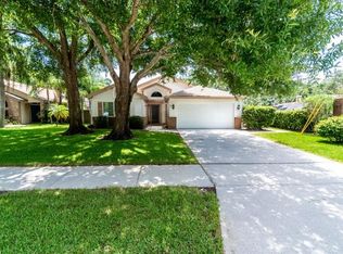 3512 Ridge Blvd, Palm Harbor, FL 34684