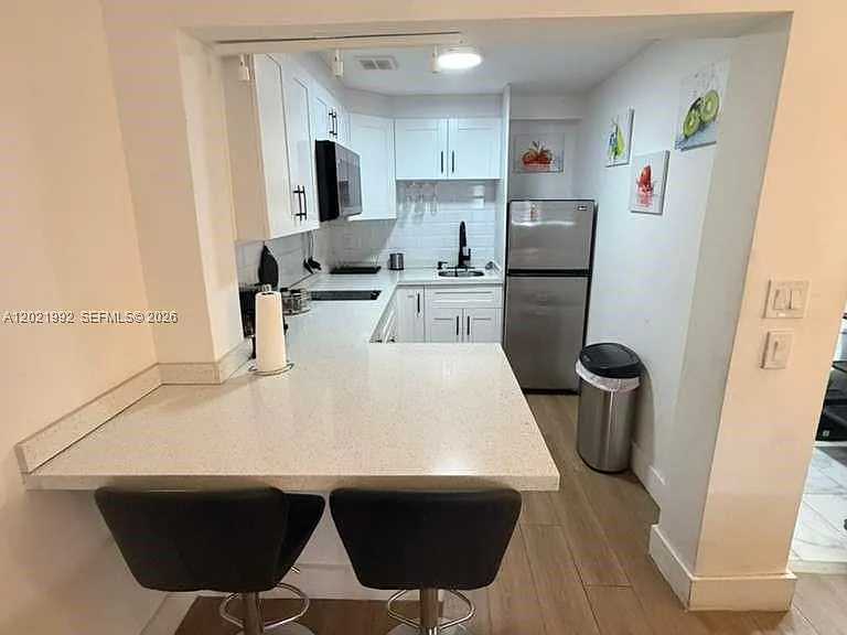 26 Diplomat Pkwy #2214 — Photo 4
