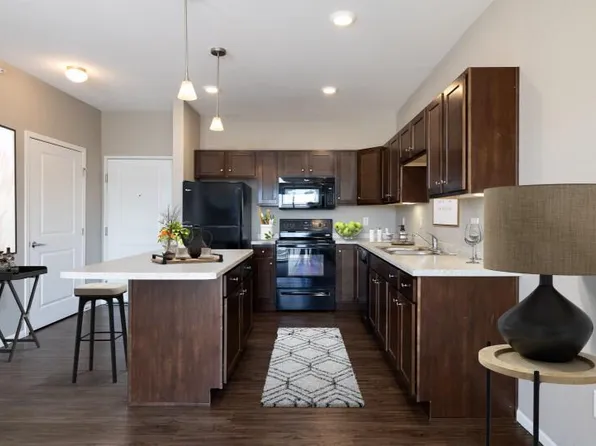 University Commons, 3108 3rd Ave E #B-112, Williston, ND 58801