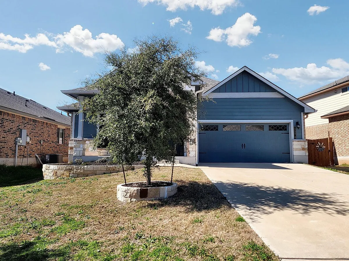 Building Photo - 5578 Perdita Dr