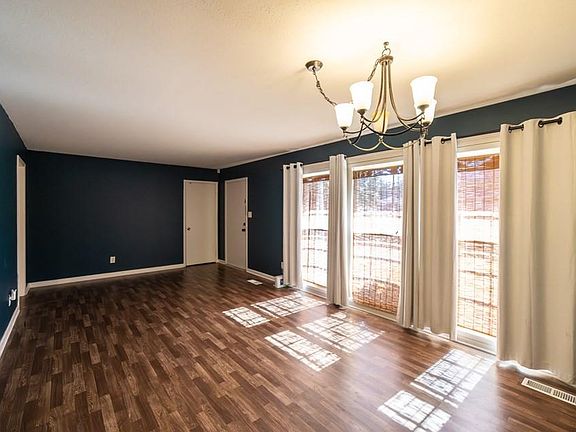 5th image of 4630 Fairview Dr