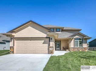 23432 Agee Ln, Waterloo, NE 68068
