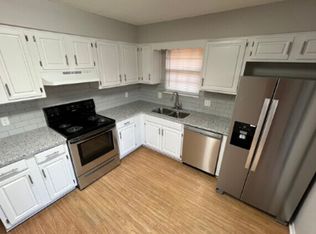 5817 Farley Ave, Raytown, MO 64133