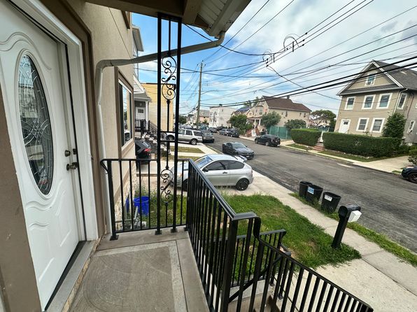 52 John St #1