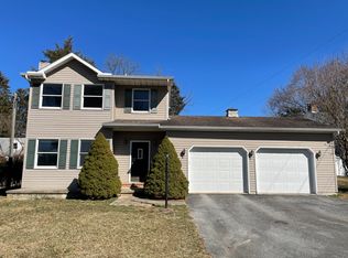 11193 Mentzer Gap Rd, Waynesboro, PA 17268