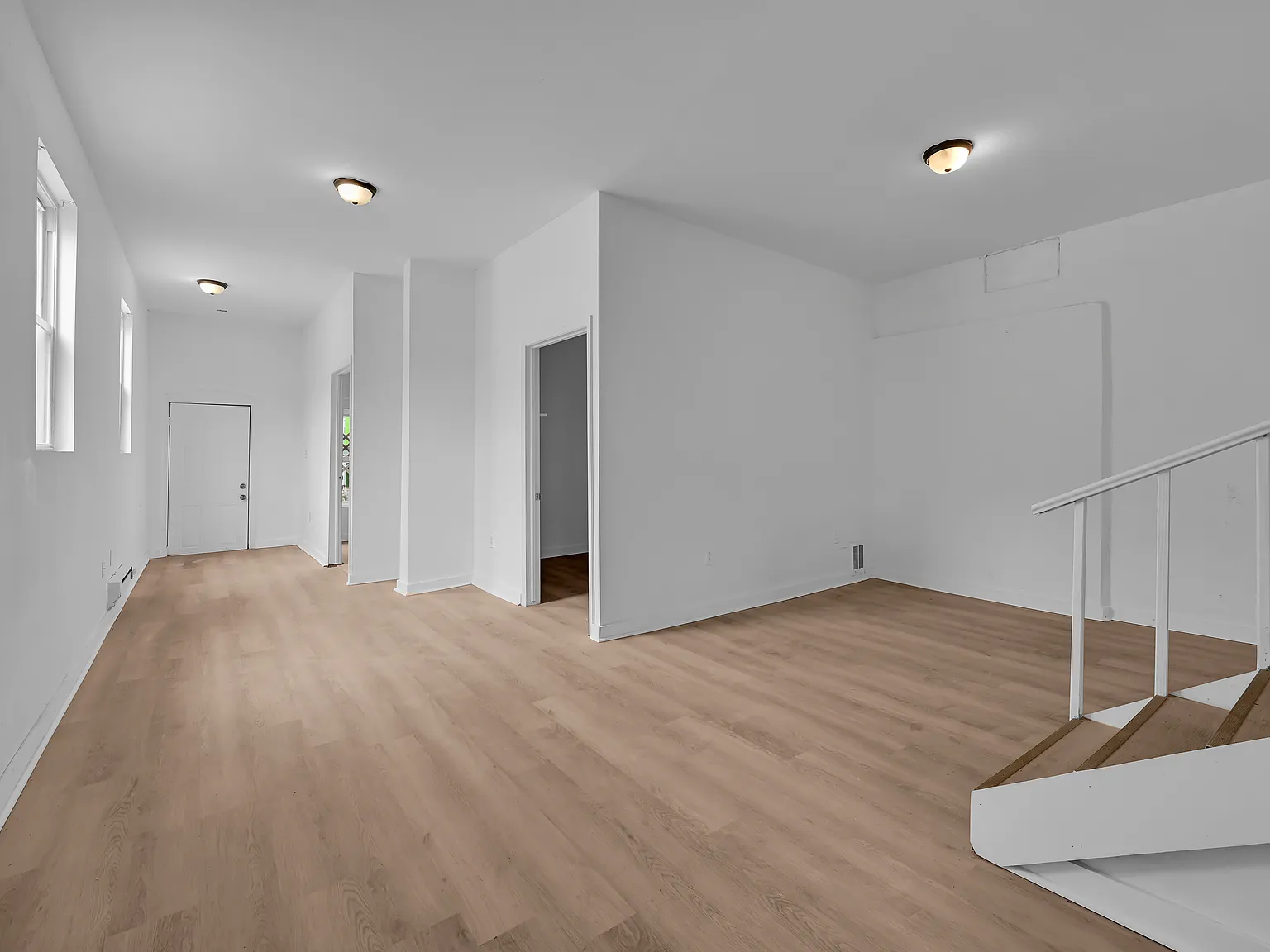 2 bed, $1,300 — Photo 1