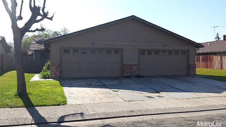1st image of 2732 Burlington Pl