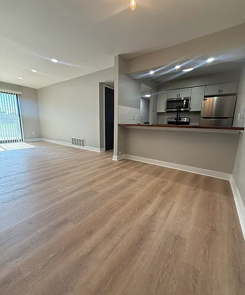 Legacy at Shoreline Apartments — Photo 36
