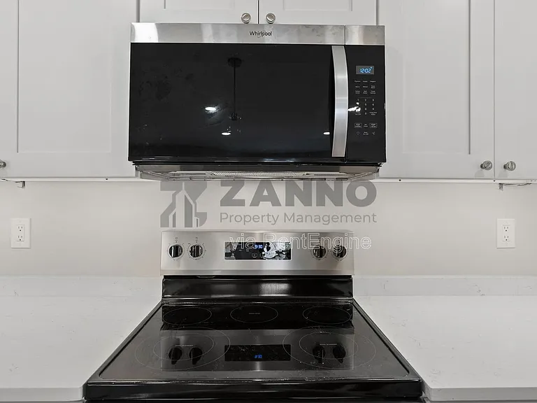 76 Bouvier Ave #1 — Photo 4