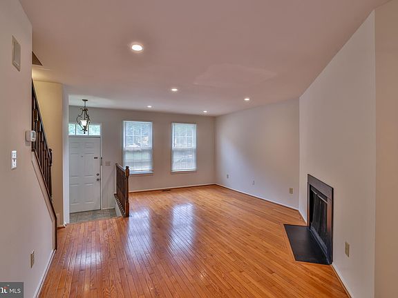 5th image of 10418 Nolan Dr