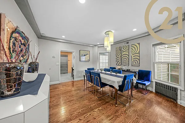 Sold by Century 21 Melanie Kishk Realty | media 25