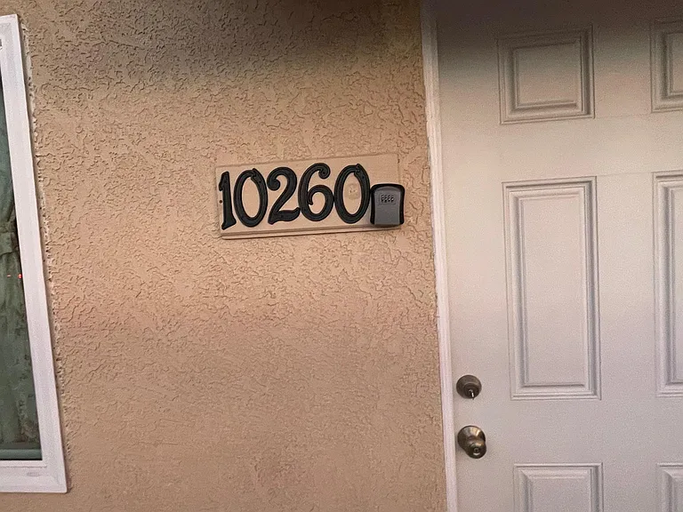 Downey Ave — Photo 8