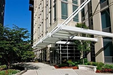 1st image of 720 N Larrabee St APT 501