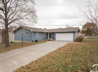 3205 W 19th St, Lawrence, KS 66047