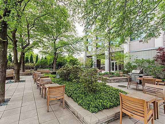 2nd image of 3600 N Lake Shore Dr APT 1715