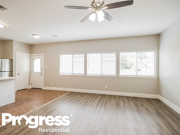 4th image of 26880 Manor Crest Ct