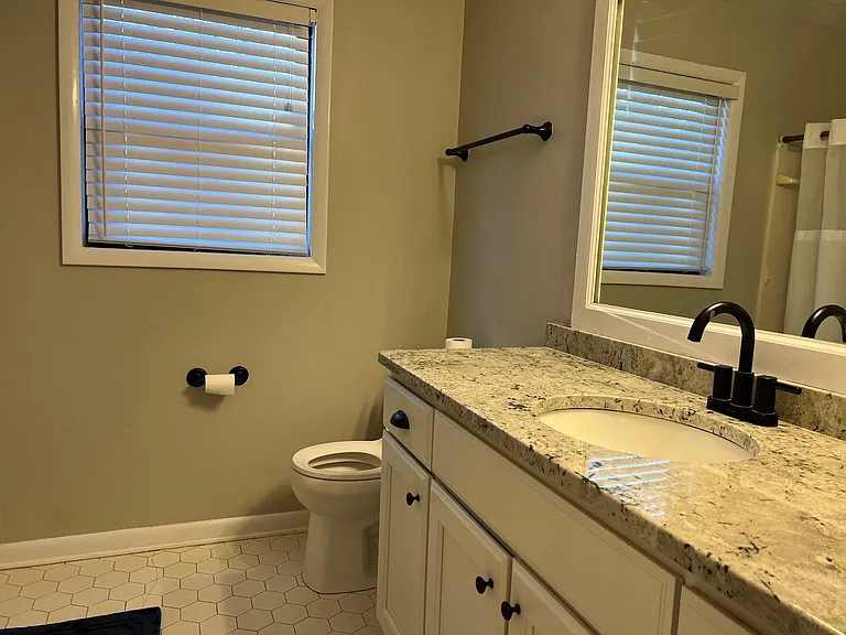 6321 Lakehaven Dr — Photo 5