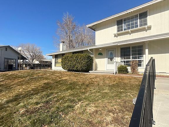 2nd image of 949 Crestwood Dr APT 5