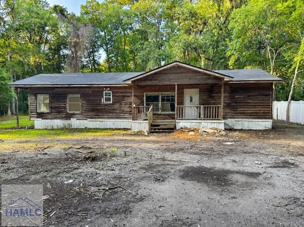 93 2nd Ave, Midway, GA 31320