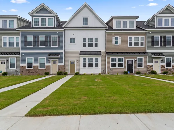 1806 Abba Pl, Chesapeake, VA 23323