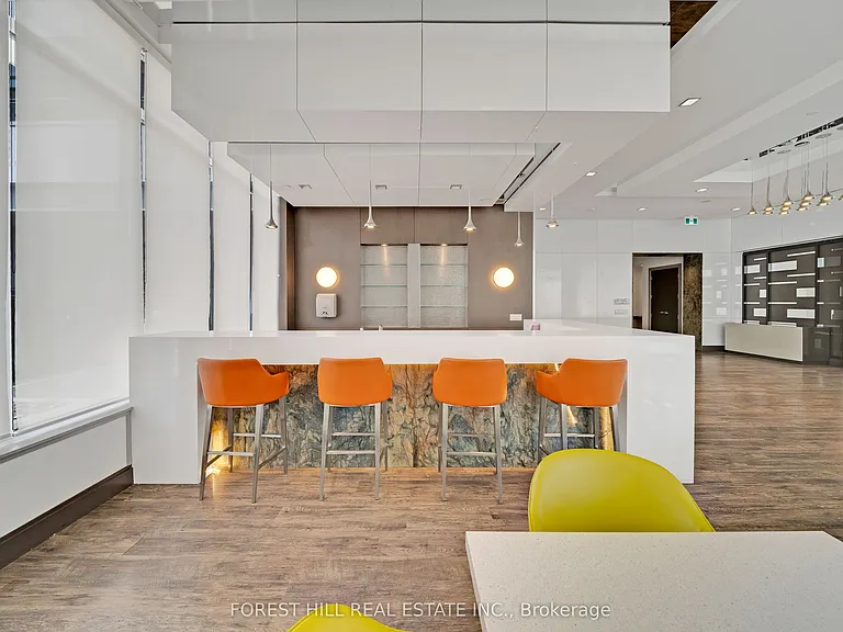 7890 Bathurst St #1706 — Photo 32