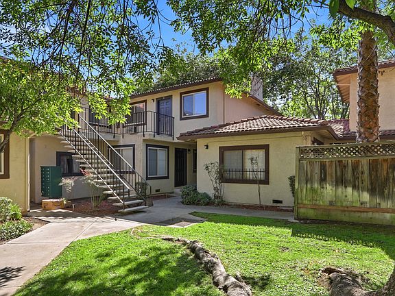 4th image of 625 W Homestead Rd #6