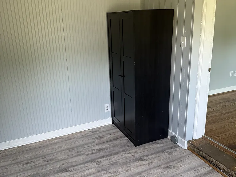 3625 Chapel Dr — Photo 8