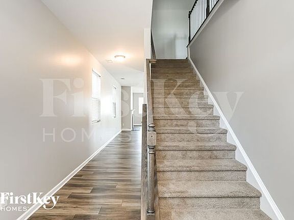 3rd image of 15033 Cordelia Dr