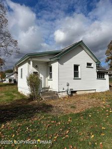 1184 Appenzeller Ave, Stroudsburg, PA, 18360