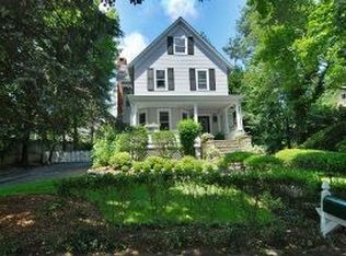 42 Hoyt St, New Canaan, CT 06840