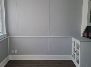 605 South Lexington Avenue, Burlington, NC 27215