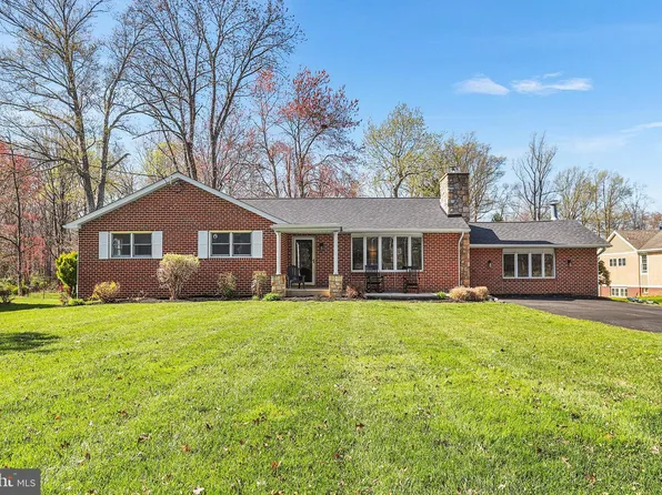 3435 Garnet Mine Rd, Garnet Valley, PA 19060