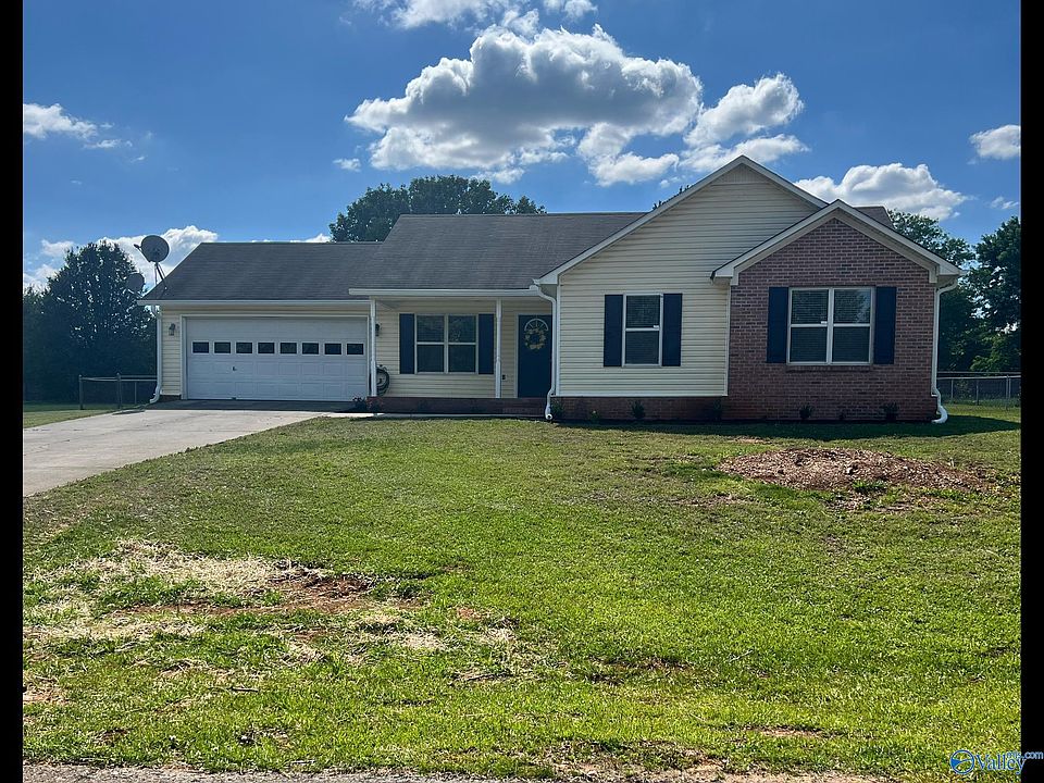 1st image of 228 Falcon Ridge Dr