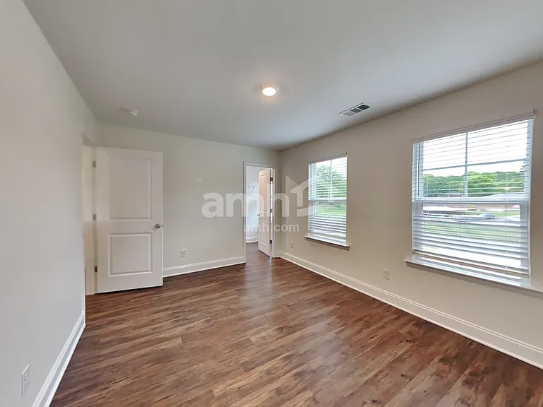 908 Ronnie Rd — Photo 21