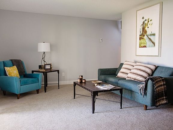 5th image of 1024 W Burnsville Pkwy #1004_215