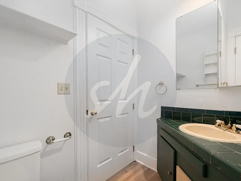 317 E Monument St #1 — Photo 13